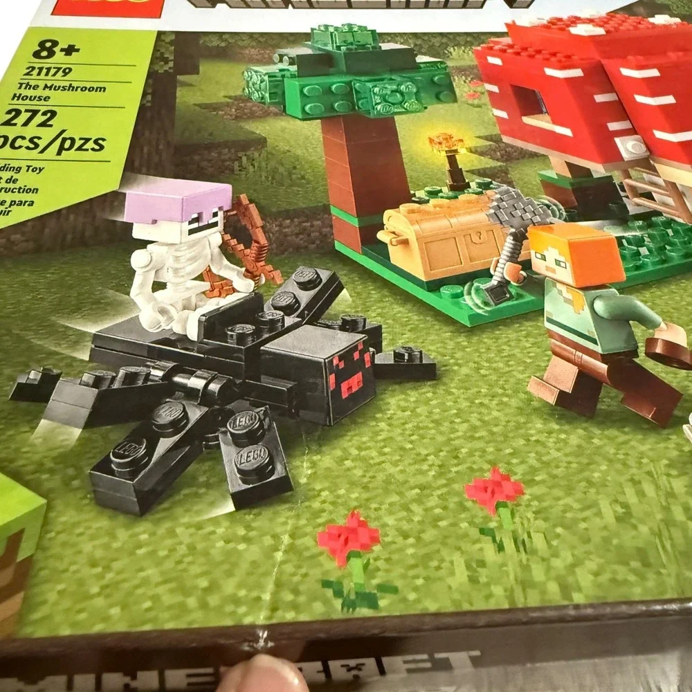 NIB LEGO Minecraft The Mushroom House 21179 Building Toy Set  NEW SEALED Retired